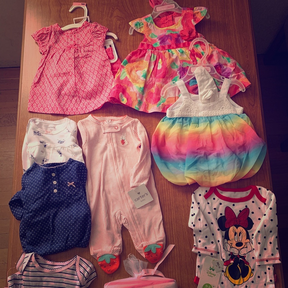 Infant girls clothing NB -3 months